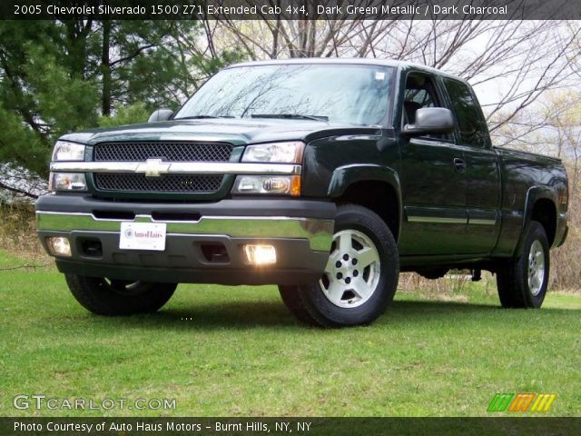 2005 Chevrolet Silverado 1500 Z71 Extended Cab 4x4 in Dark Green Metallic