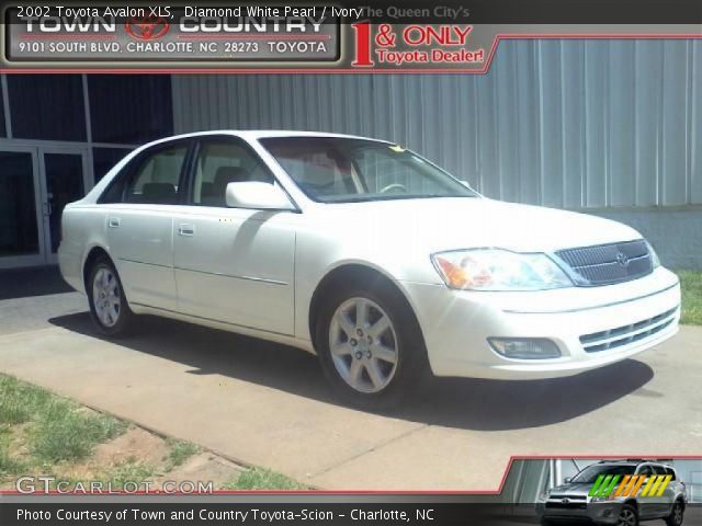 2002 Toyota Avalon XLS in Diamond White Pearl