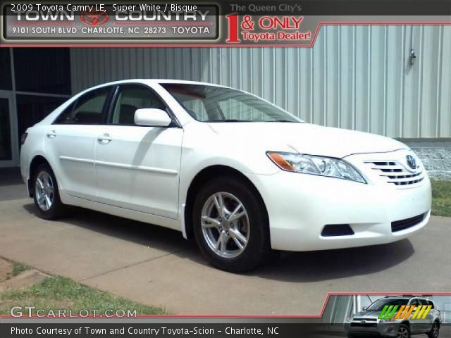 2009 Toyota Camry LE in Super White