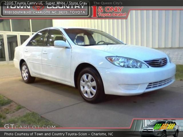 2006 Toyota Camry LE in Super White