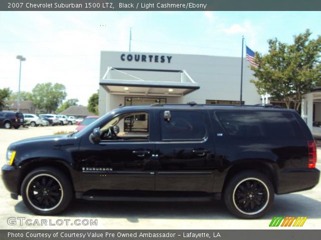 2007 Chevrolet Suburban 1500 LTZ in Black