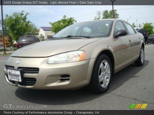 2003 Dodge Stratus SXT Sedan in Light Almond Pearl