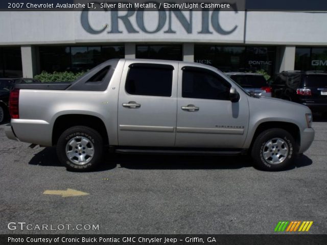 2007 Chevrolet Avalanche LT in Silver Birch Metallic