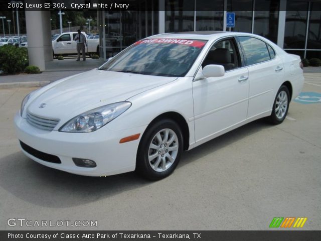 2002 Lexus ES 300 in Crystal White