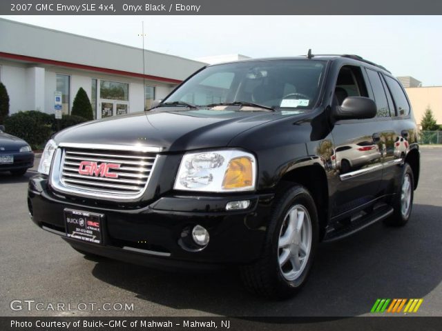 2007 GMC Envoy SLE 4x4 in Onyx Black