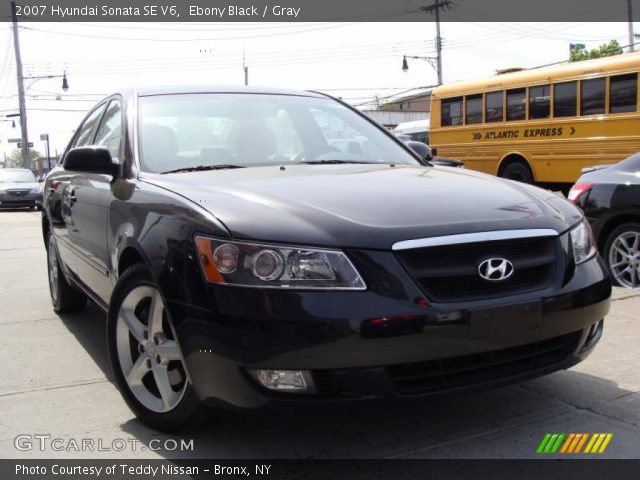 2007 Hyundai Sonata SE V6 in Ebony Black