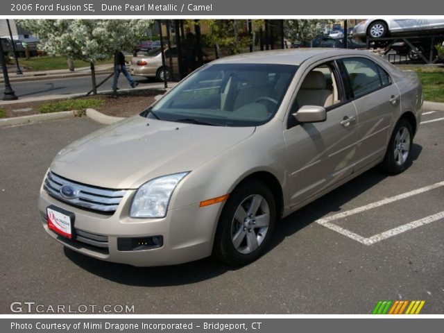 2006 Ford Fusion SE in Dune Pearl Metallic