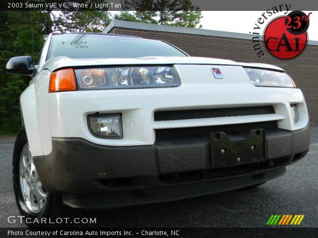 2003 Saturn VUE V6 in White