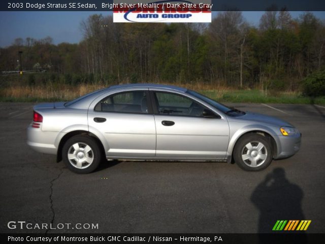 2003 Dodge Stratus SE Sedan in Bright Silver Metallic