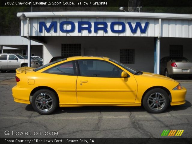 2002 Chevrolet Cavalier LS Sport Coupe in Yellow