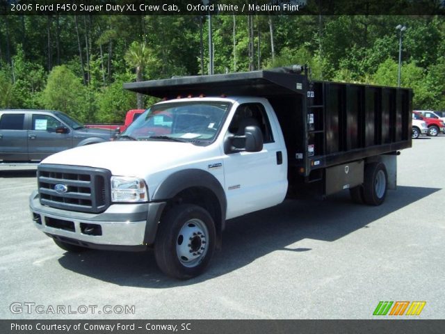2006 Ford F450 Super Duty XL Crew Cab in Oxford White
