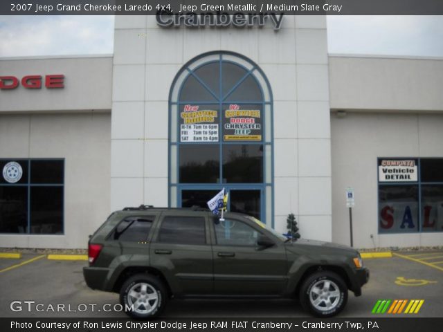 2007 Jeep Grand Cherokee Laredo 4x4 in Jeep Green Metallic