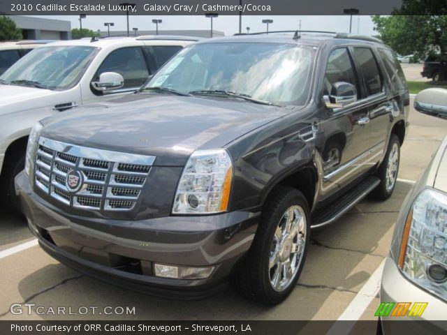 2010 Cadillac Escalade Luxury in Galaxy Gray