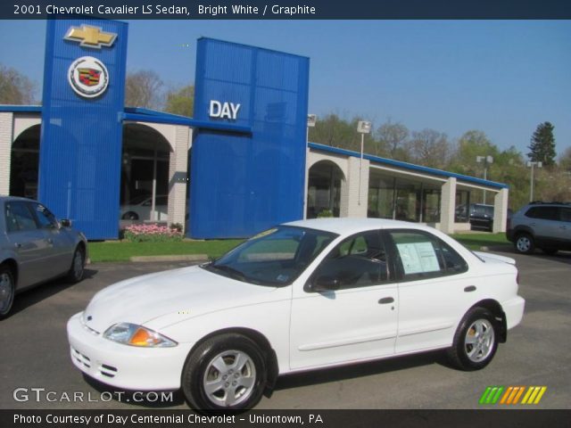 2001 Chevrolet Cavalier LS Sedan in Bright White
