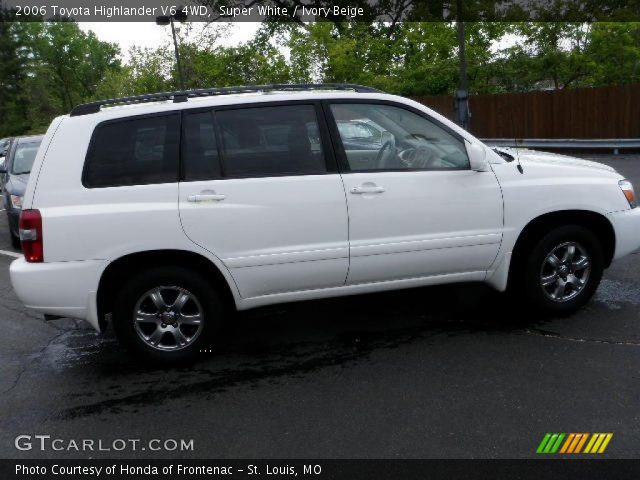 2006 Toyota Highlander V6 4WD in Super White