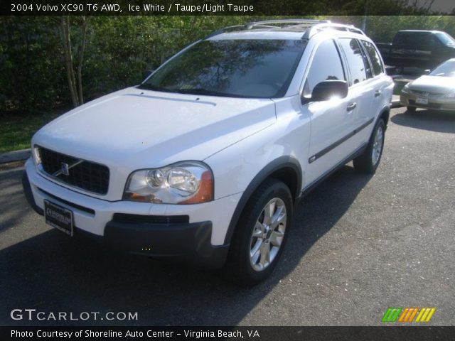 2004 Volvo XC90 T6 AWD in Ice White