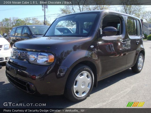 2009 Nissan Cube 1.8 S in Bitter Chocolate