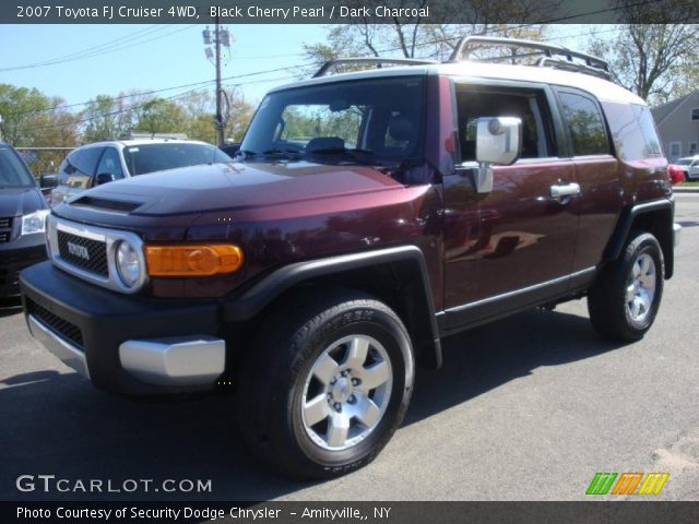 2007 Toyota FJ Cruiser 4WD in Black Cherry Pearl