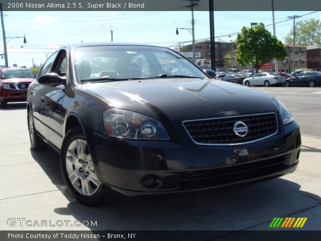 2006 Nissan Altima 2.5 S in Super Black