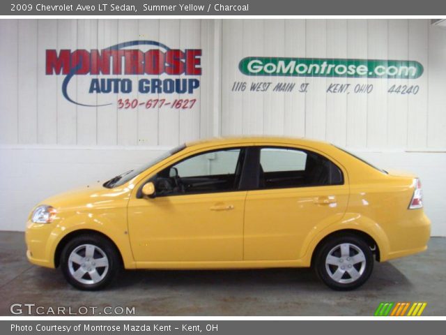 2009 Chevrolet Aveo LT Sedan in Summer Yellow