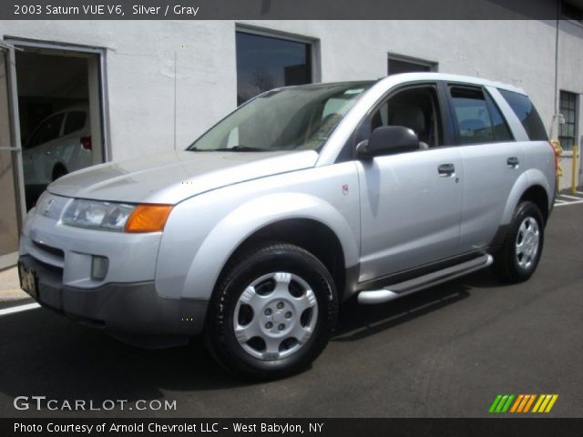 2003 Saturn VUE V6 in Silver