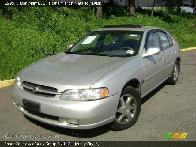 1999 Nissan Altima SE in Titanium Frost Metallic