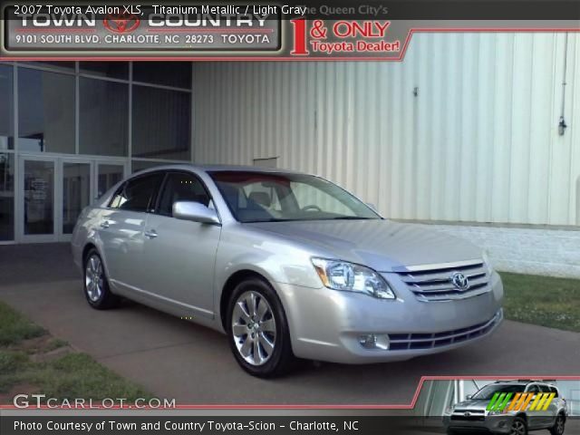 2007 Toyota Avalon XLS in Titanium Metallic