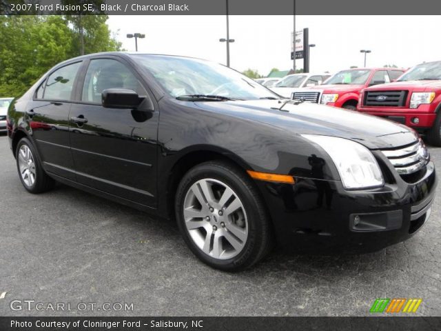 2007 Ford Fusion SE in Black