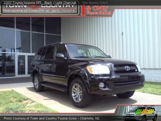 2007 Toyota Sequoia SR5 in Black