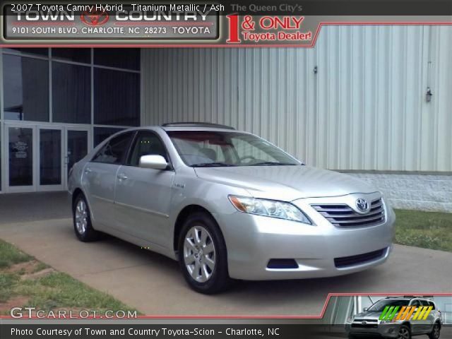 2007 Toyota Camry Hybrid in Titanium Metallic