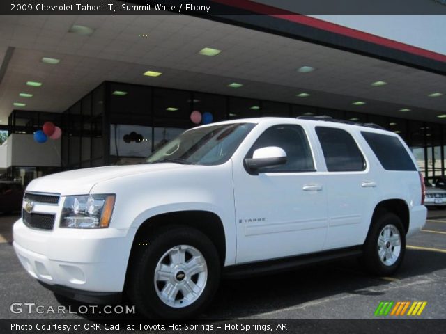 2009 Chevrolet Tahoe LT in Summit White
