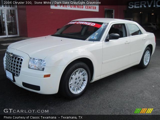 2006 Chrysler 300  in Stone White