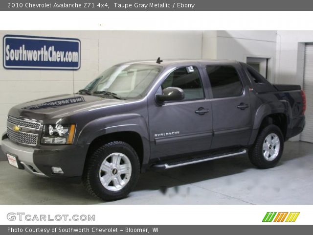 2010 Chevrolet Avalanche Z71 4x4 in Taupe Gray Metallic