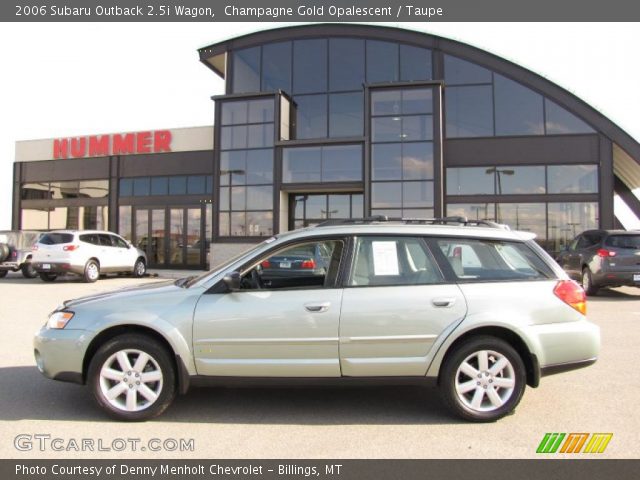2006 Subaru Outback 2.5i Wagon in Champagne Gold Opalescent