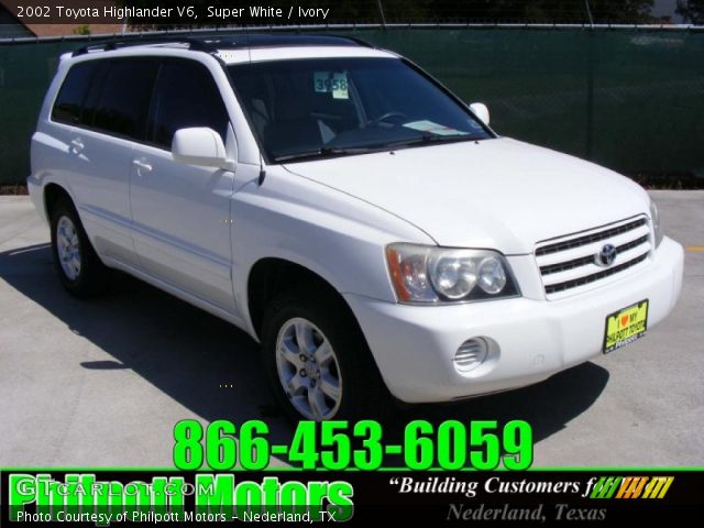2002 Toyota Highlander V6 in Super White