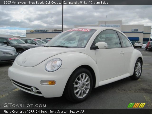 2005 Volkswagen New Beetle GLS Coupe in Campanella White