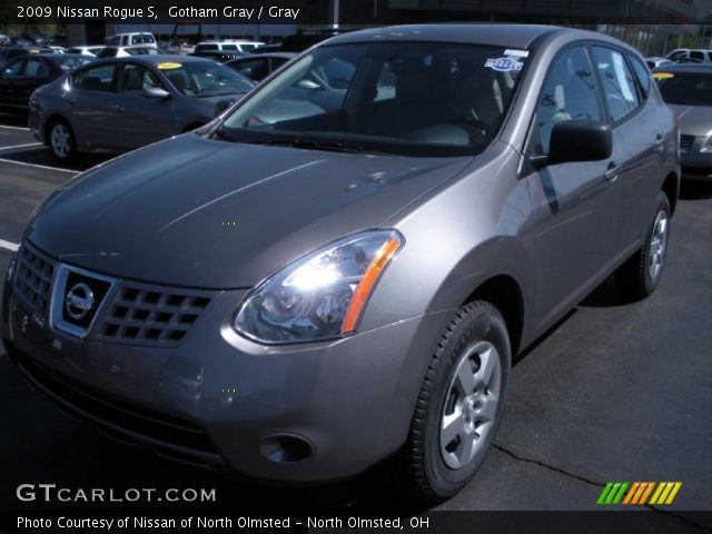 2009 Nissan Rogue S in Gotham Gray