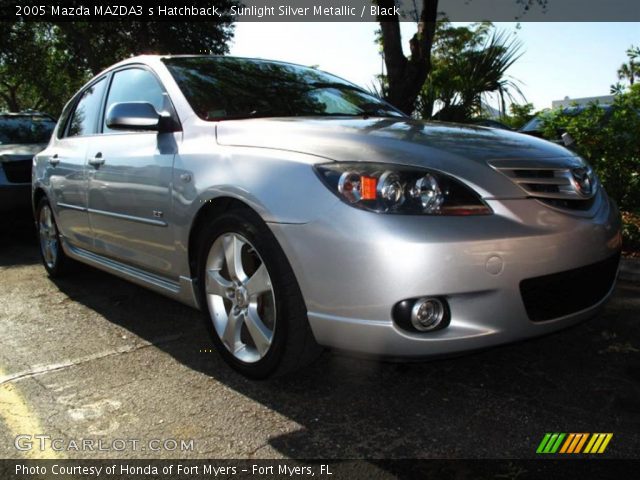 2005 Mazda MAZDA3 s Hatchback in Sunlight Silver Metallic