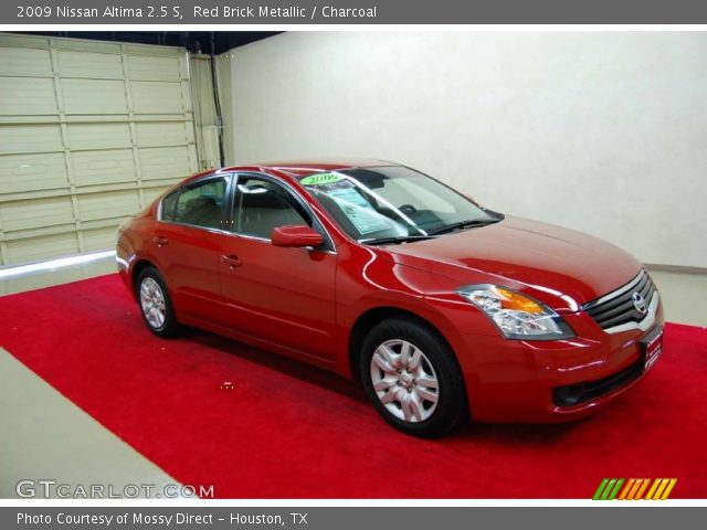 2009 Nissan Altima 2.5 S in Red Brick Metallic