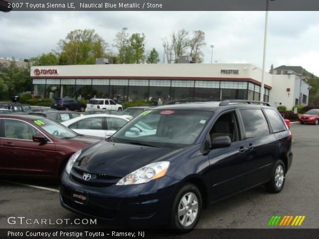 2007 Toyota Sienna LE in Nautical Blue Metallic