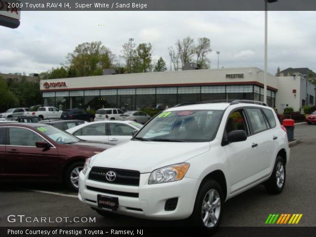 2009 Toyota RAV4 I4 in Super White