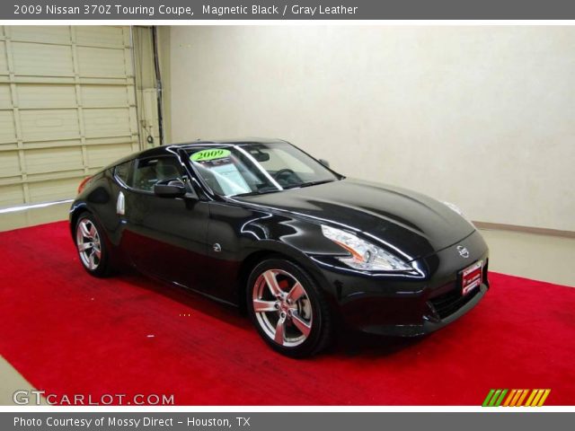 2009 Nissan 370Z Touring Coupe in Magnetic Black