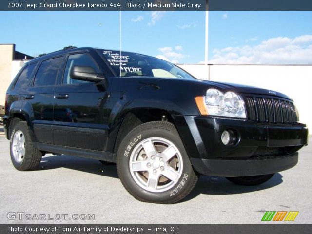 2007 Jeep Grand Cherokee Laredo 4x4 in Black