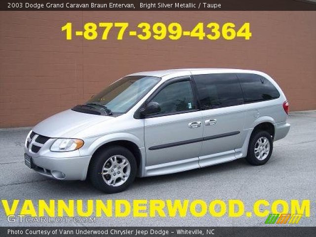 2003 Dodge Grand Caravan Braun Entervan in Bright Silver Metallic