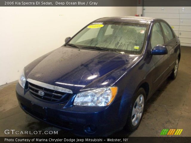 2006 Kia Spectra EX Sedan in Deep Ocean Blue