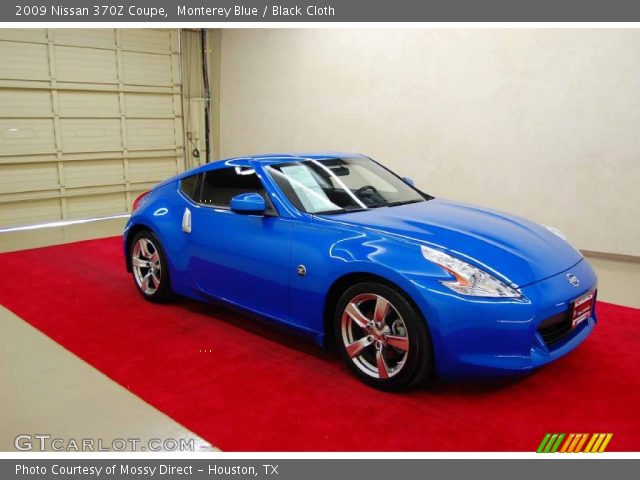 2009 Nissan 370Z Coupe in Monterey Blue