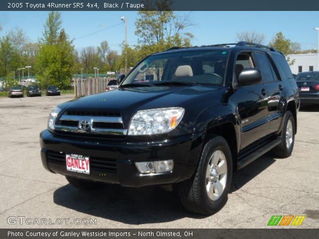2005 Toyota 4Runner SR5 4x4 in Black