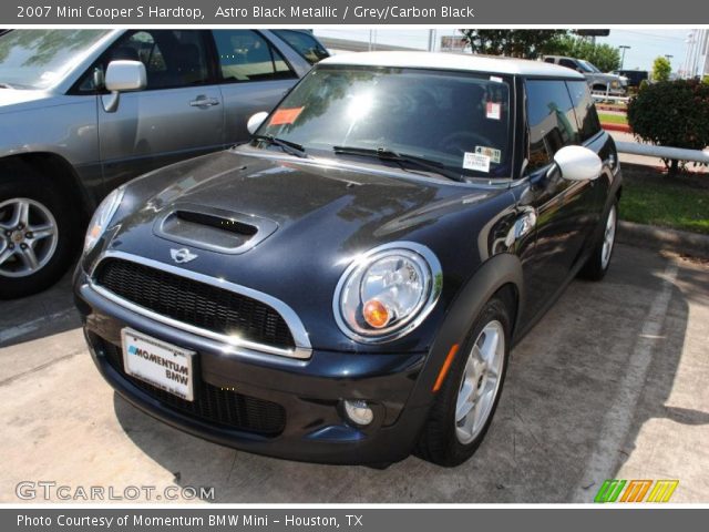 2007 Mini Cooper S Hardtop in Astro Black Metallic