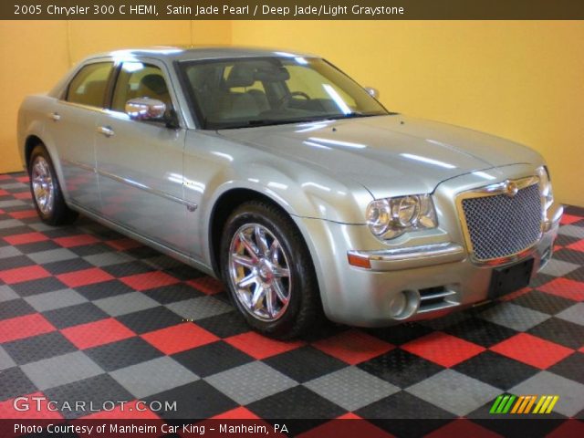 2005 Chrysler 300 C HEMI in Satin Jade Pearl