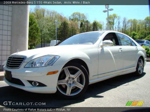 2009 Mercedes-Benz S 550 4Matic Sedan in Arctic White